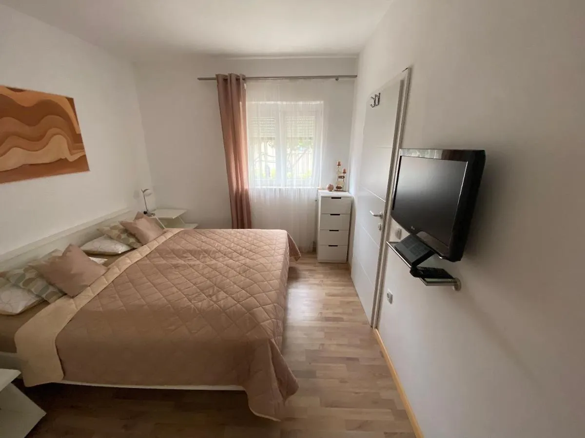 Apartment Apartements Sarah Novigrad