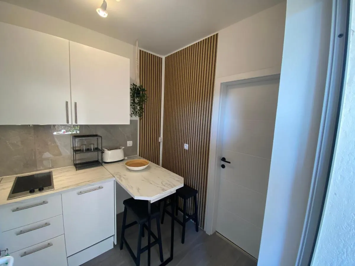 Apartements Sarah Novigrad  0*, Novigrad (Istria)