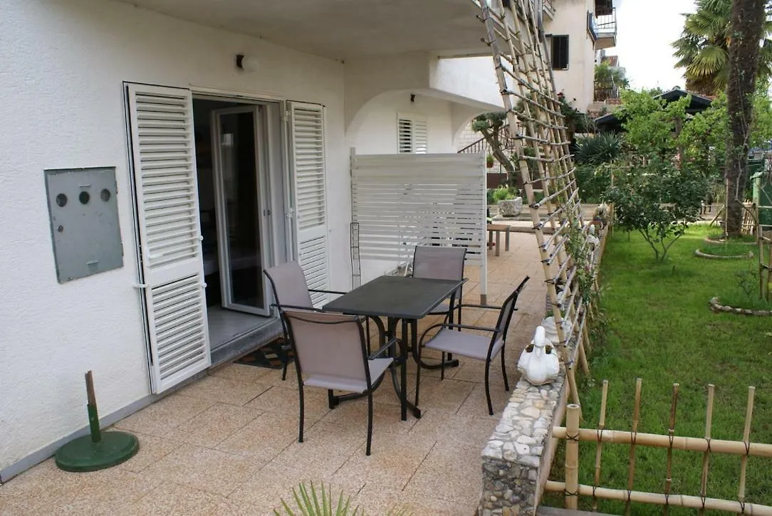 Apartment Apartements Sarah Novigrad